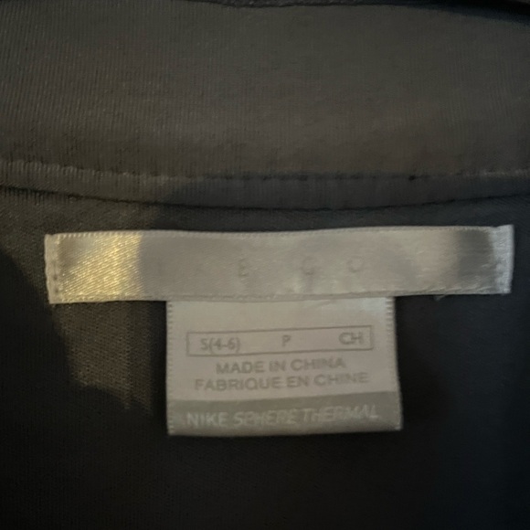 Nike Sphere Thermal
Vest Full Zip - Picture 6 of 6